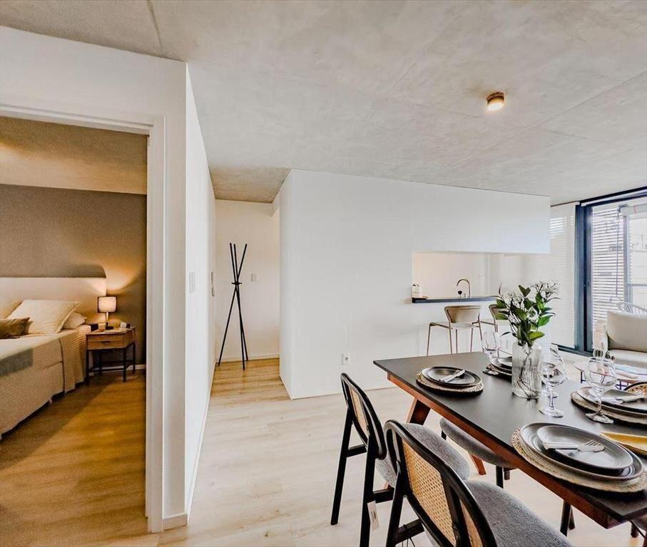 VENTA APARTAMENTO AV. LIBERTADOR 1 DORM CON PATIO