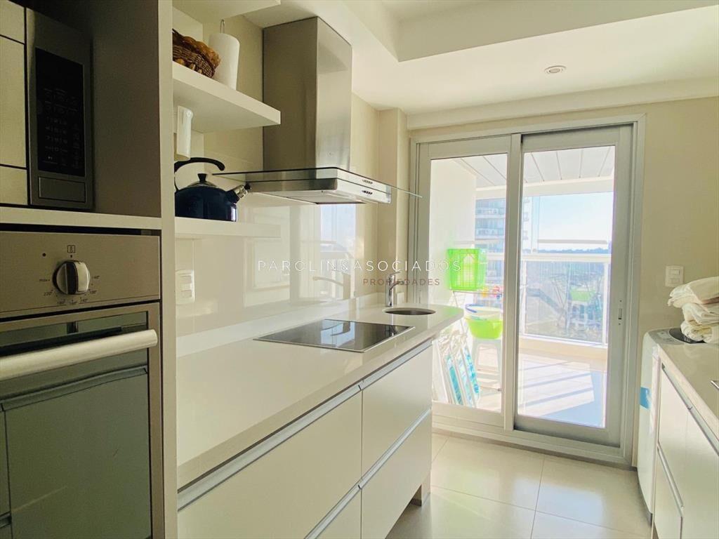 Apartamento en venta de 2 dormitorios en Miami
