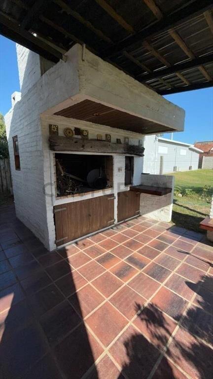 Venta casa La Paloma/Permuta/4 dormitorios/3 baños/Parril...