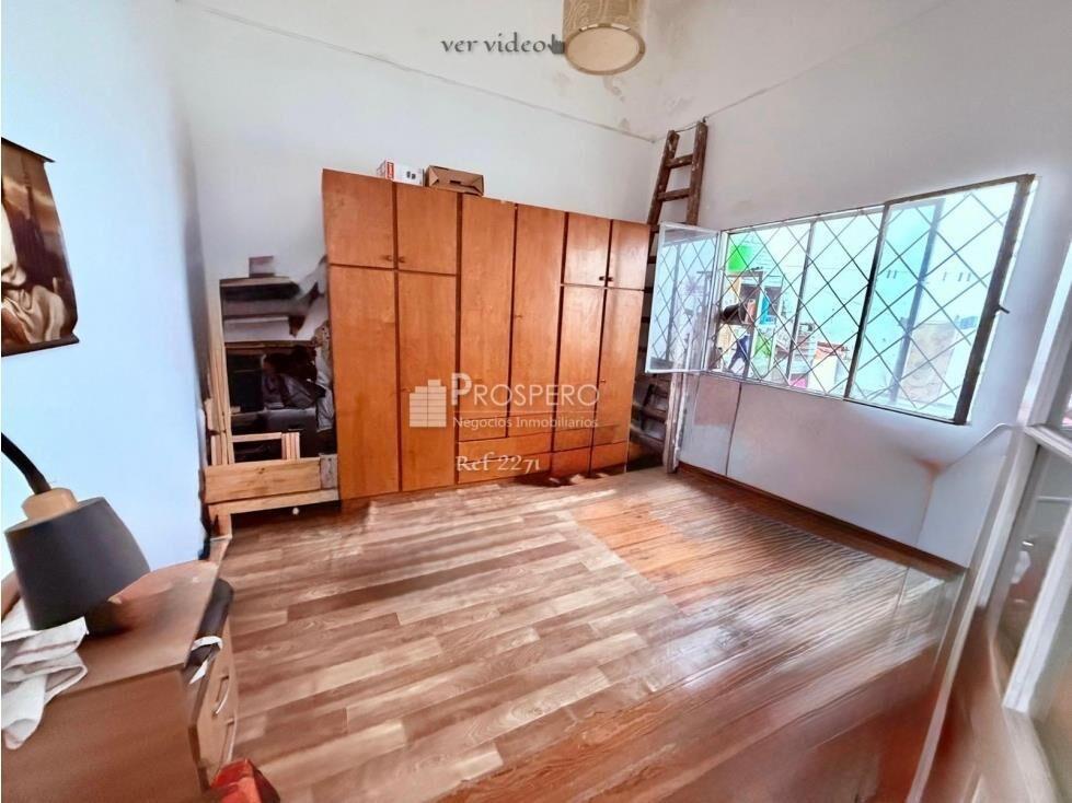 2271/4/p casa 2 dorm buceo cochera altillo jardin