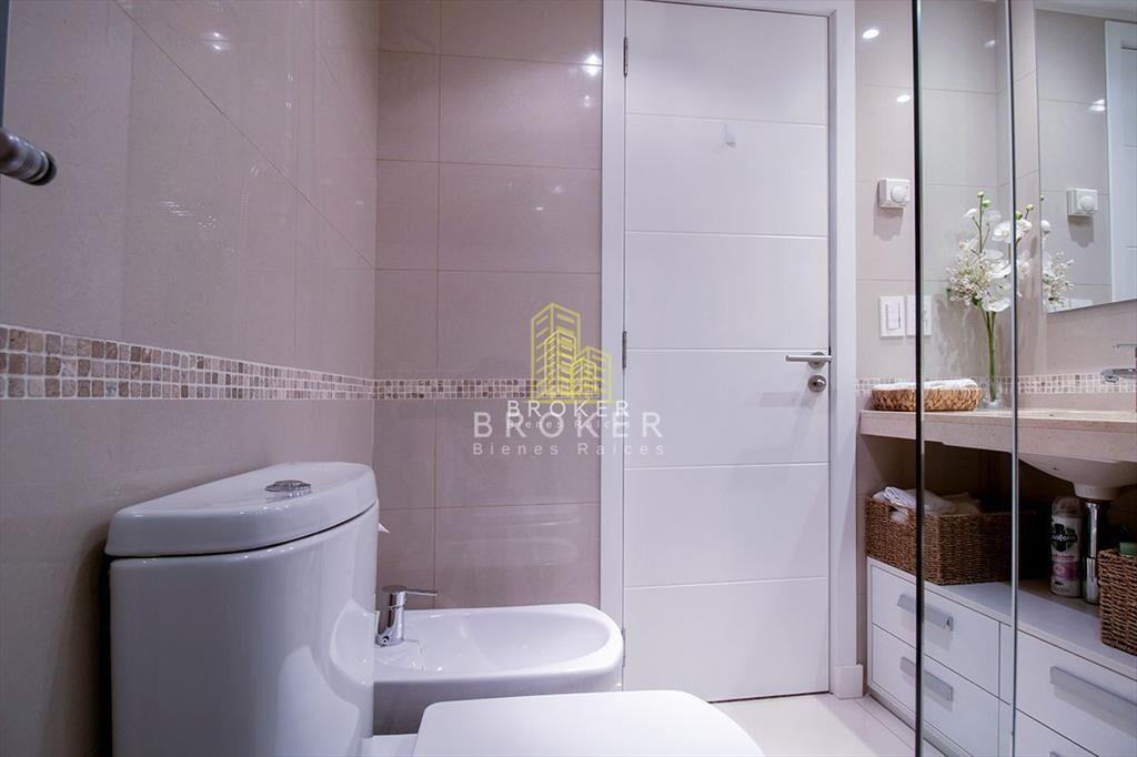 Espectacular y amplio departamento en alquiler en