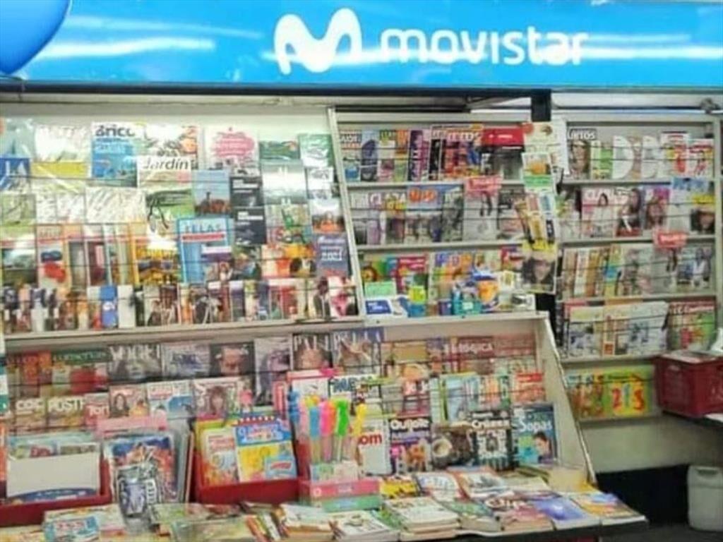 SE VENDE QUIOSCO EN 18 DE JULIO