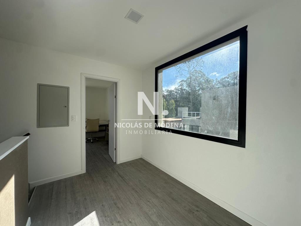 En venta y a estrenar espectacular casa de 4 con