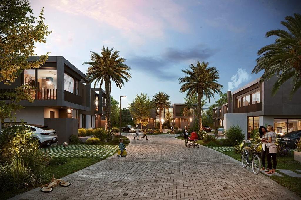 Venta de casa de 4 dormitorios en Housing Jardines del Polo,