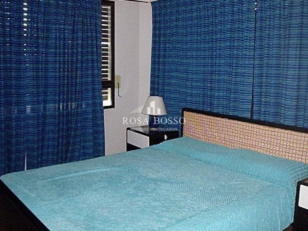 Apartamento en Brava, 3 dormitorios *