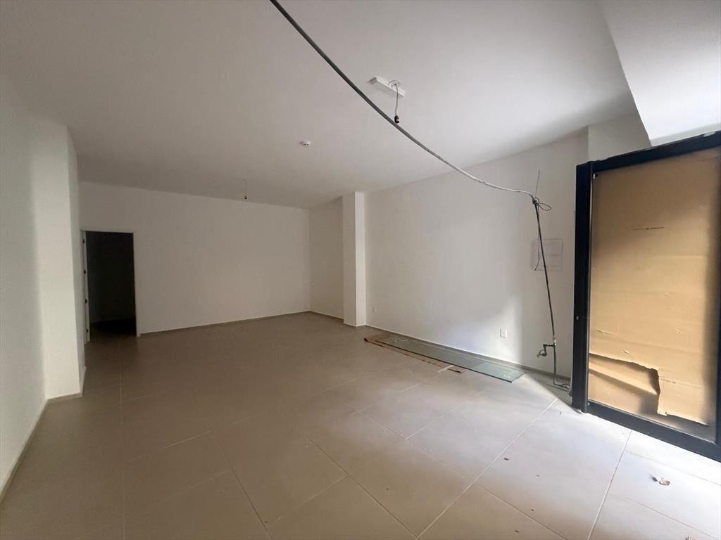Venta Local Comercial a Estrenar en Cordón