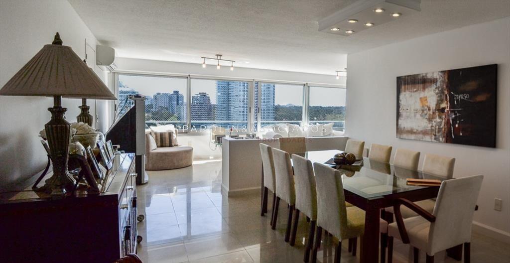 Apartamento env enta de 3 dormitorios en Tiburón