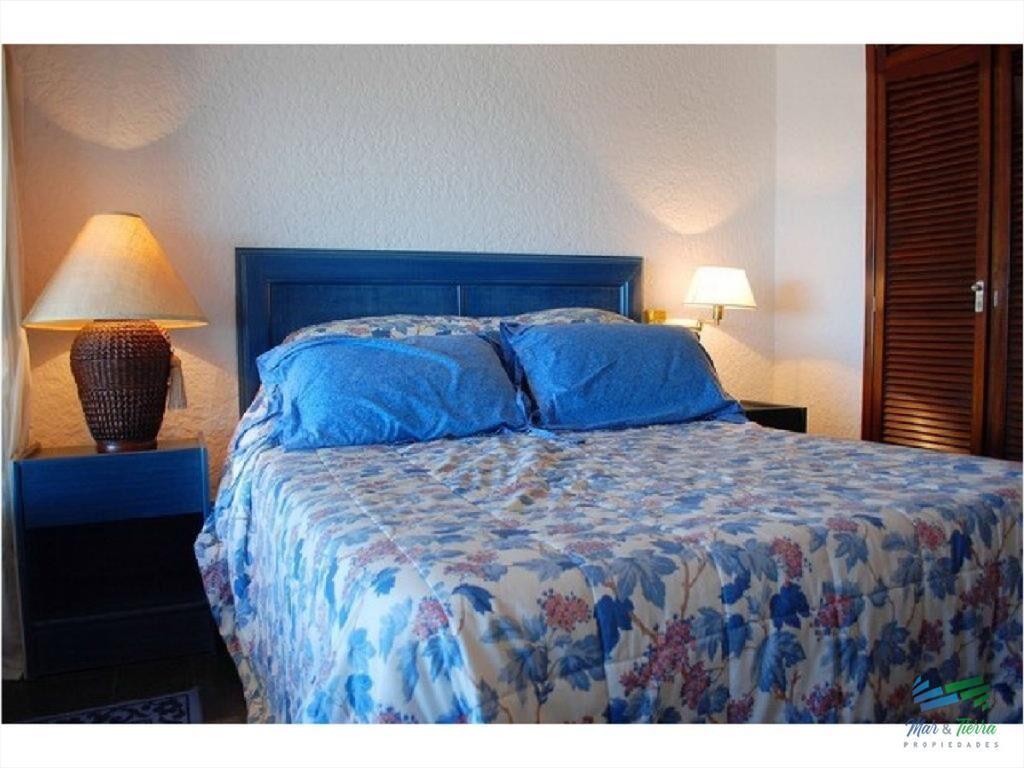 Vendo apartamento 1 dormitorio frente al mar, con