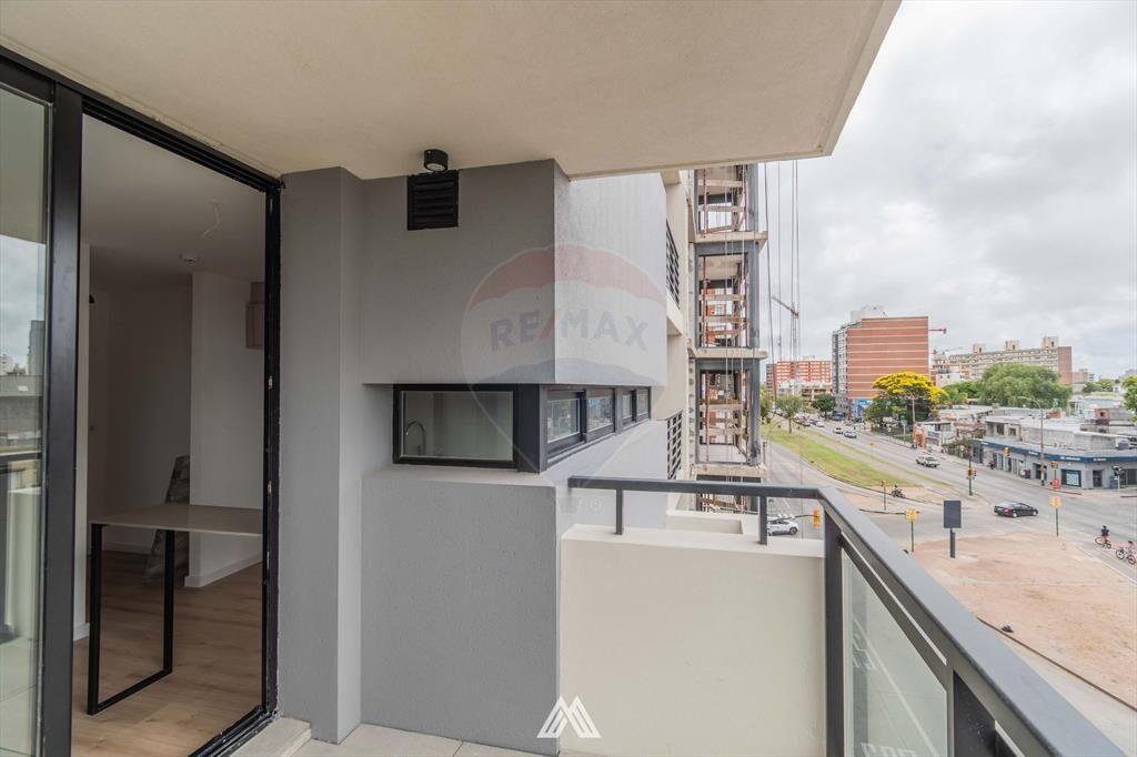 Venta apto Parque Batlle 2 dorm c/cochera ley VIS