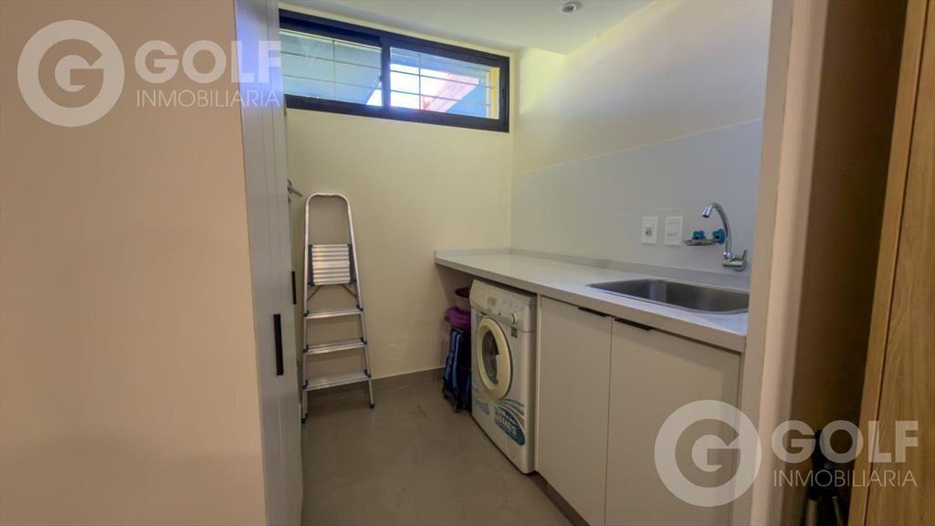 CASA EN VENTA 3 DORMITORIOS EN PUNTA GORDA