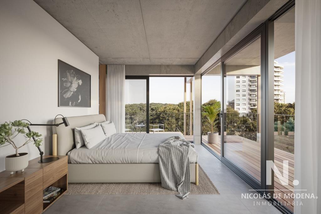 Apartamento en pozo de dos dormitorios en venta en Roosevel