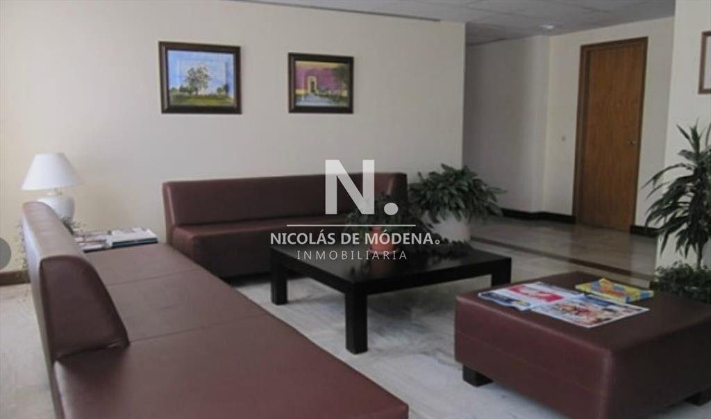 En venta apartamento de 2 dormitorios en Punta