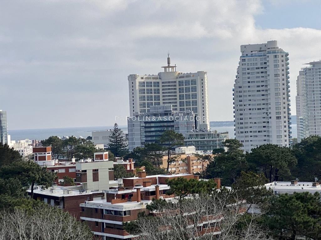 Apartamento en venta de 1 dormitorio en edificio