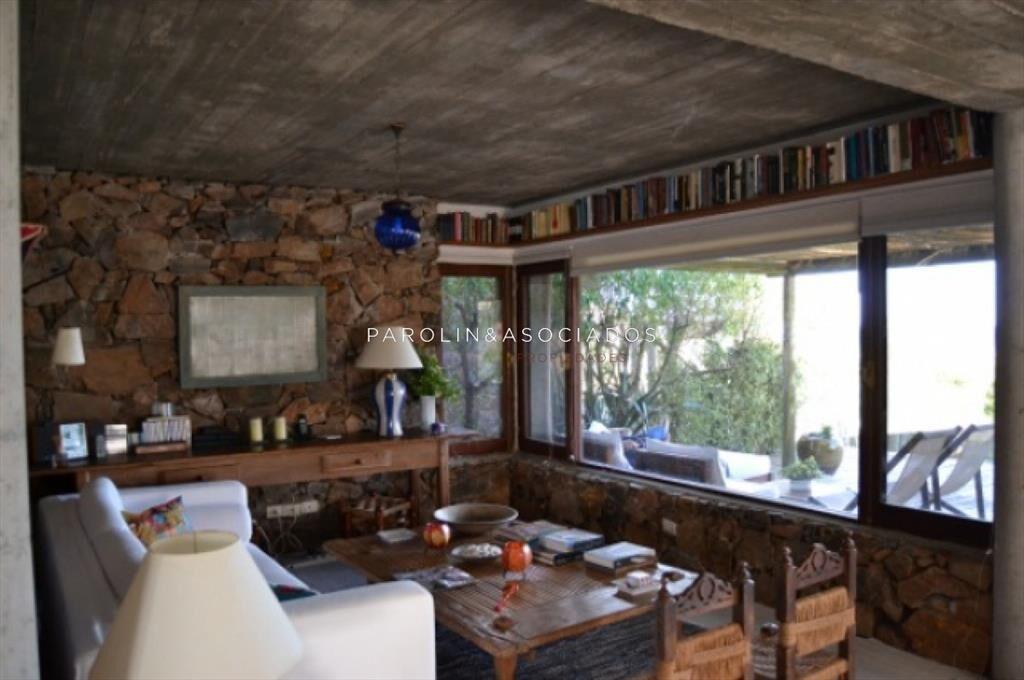 Casa en venta de 4 dormitorios en Montoya, La