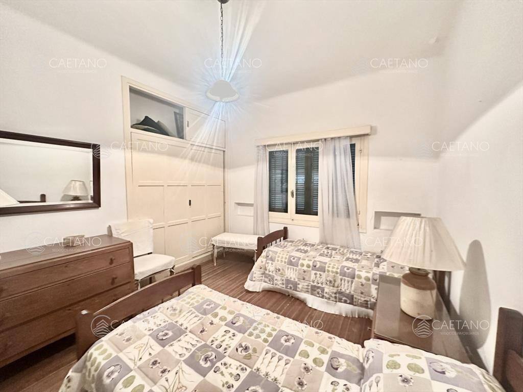 Venta casa 7 dormitorios - Playa brava, Punta del