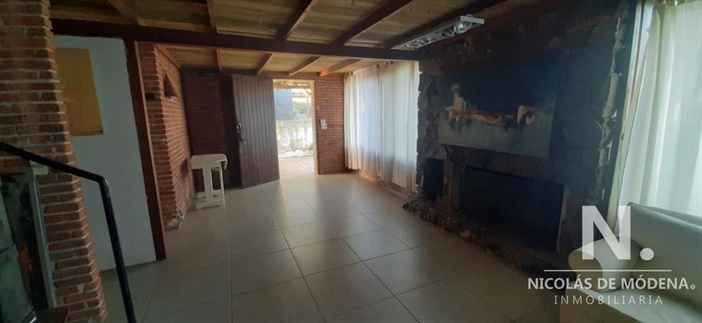 Preciosa casa en alquiler anual zona Pinares