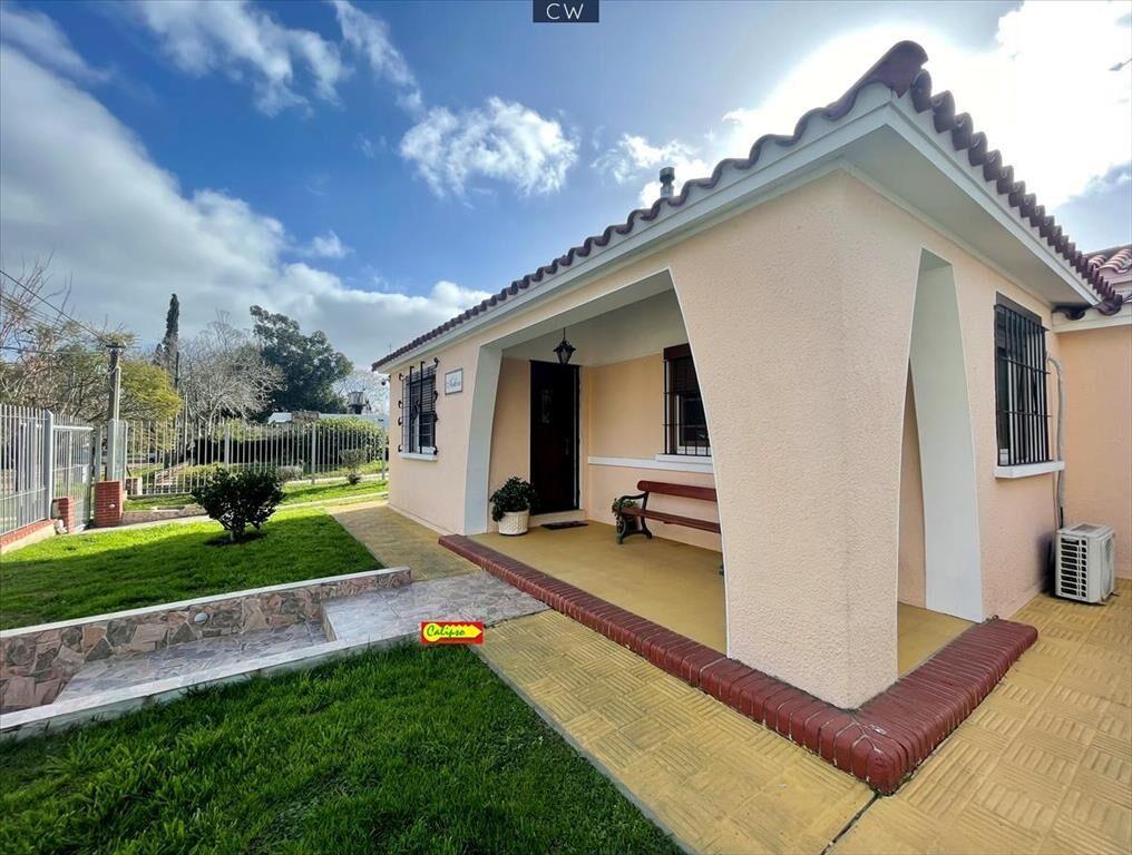 Venta - Casa en Atlantida - 2 dorm.+ Apto + Piscina