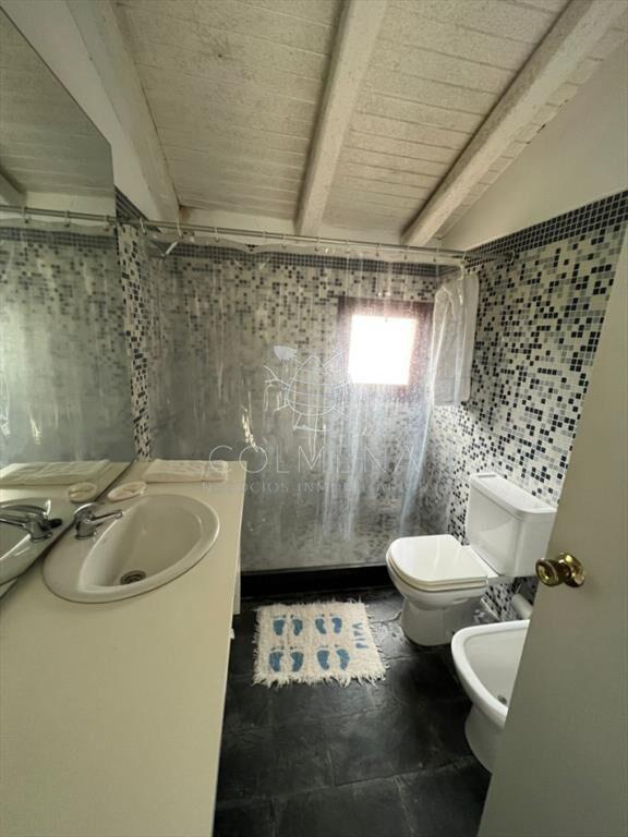 Casa en Barrio privado con piscina y cancha de