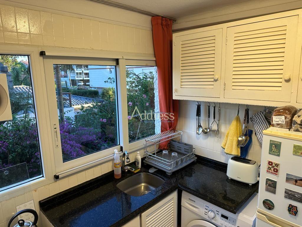 En alquiler, apartamento en parada 7 de playa