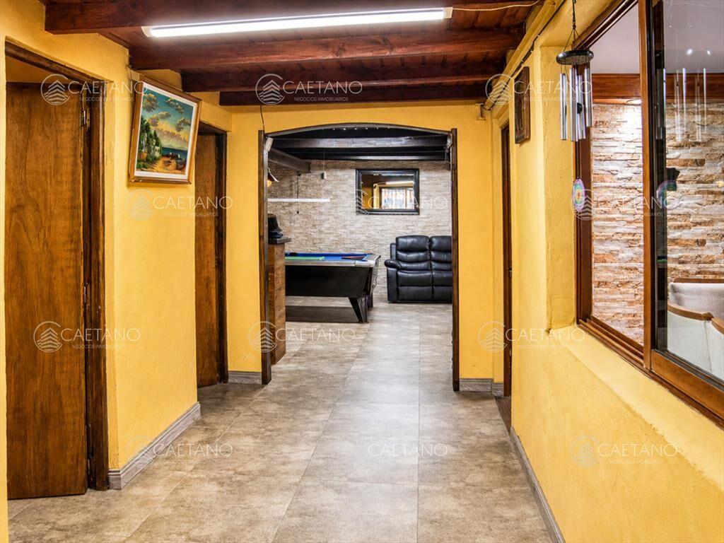En venta casa de 4 dormitorios en Barrio 4 H en Maldonado,