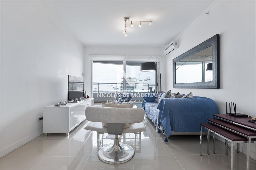 Vende apartamento en Brava Punta del Este de 3
