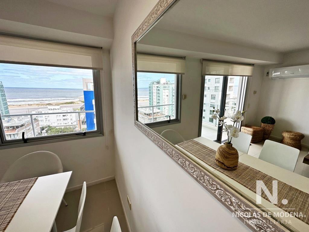 Nuevo al mercado! Destacado con vista al mar! Arenas del Ma