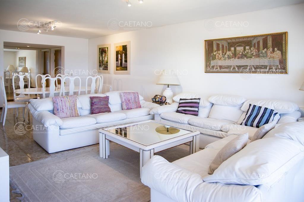 APARTAMENTO EN VENTA CON VISTA BRAVA, EXCELENTE