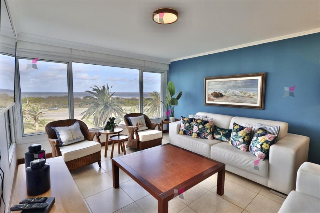 APARTAMENTO EN VENTA 4 DORMITORIOS - PLAYA BRAVA