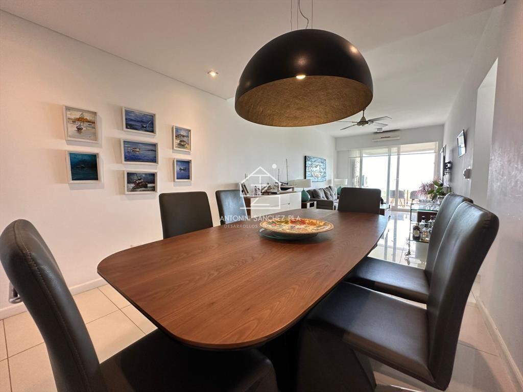 Vende departamento en Azure tower, playa mansa de 2 dormito