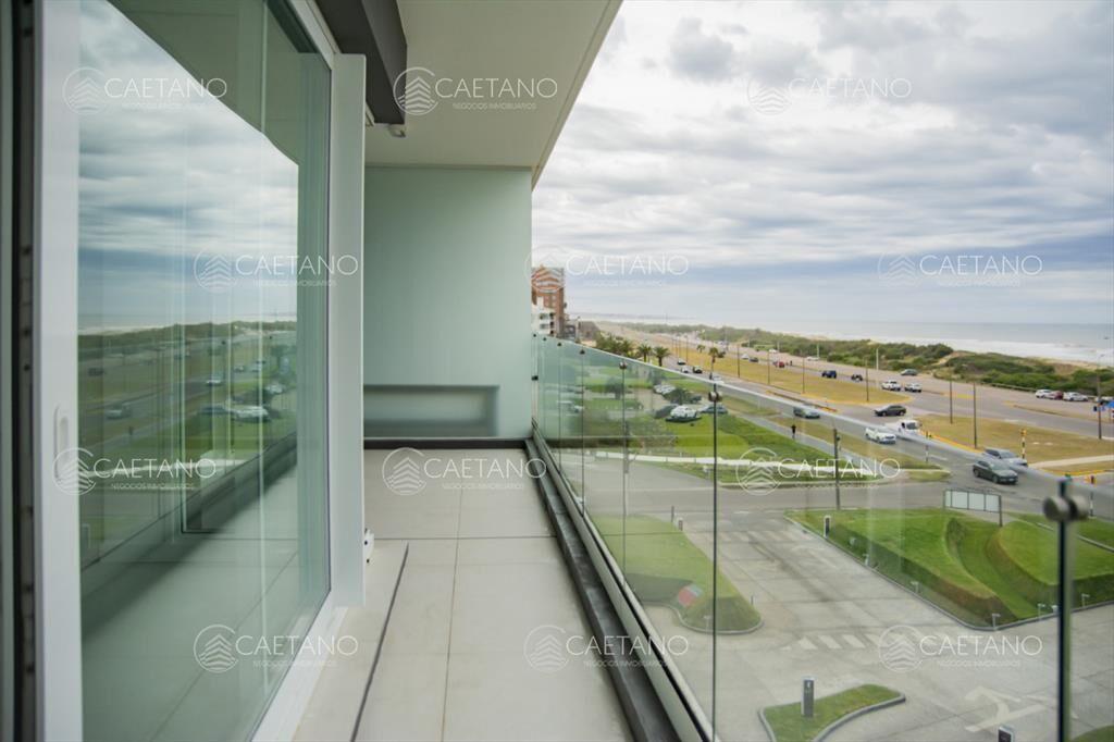 Venta apartamento 3 dormitorios. Playa brava, del