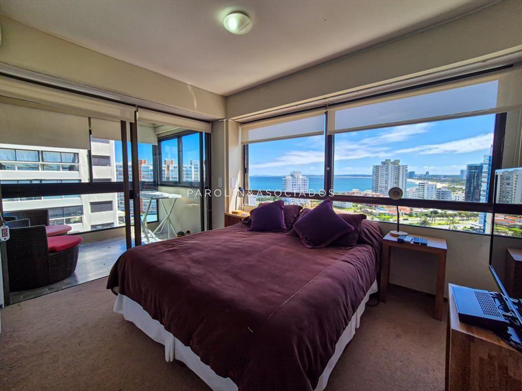 Venta Apartamento 3 Dormitorios Frente a la Playa