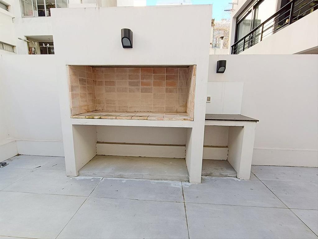 Apartamento venta primer piso con patio garaje 1 dormitorio