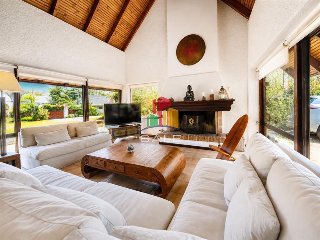 Cómoda Casa de 5 Dormitorios y Piscina en Punta