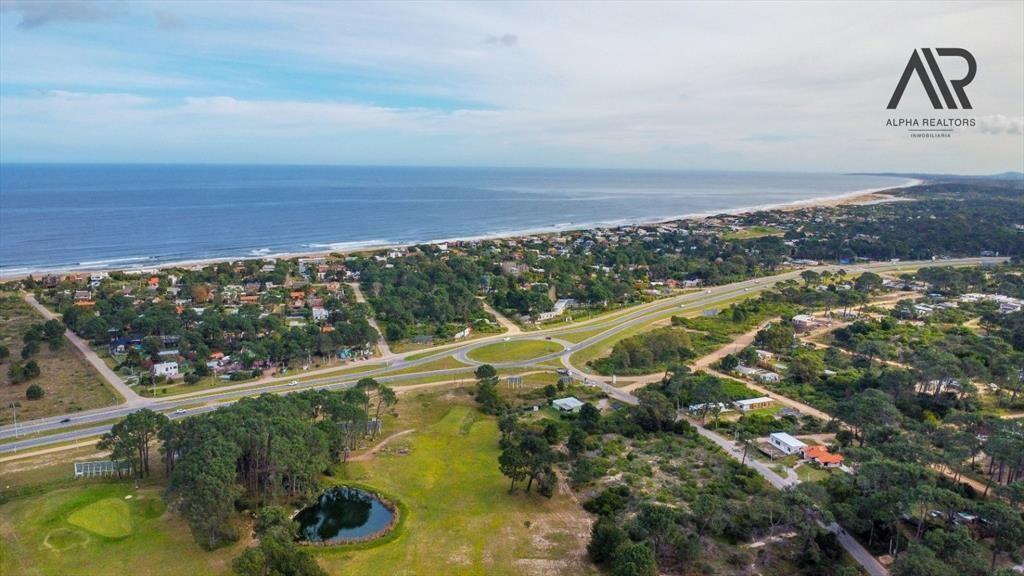 Terreno en venta de 1350m2 ubicado en Solanas