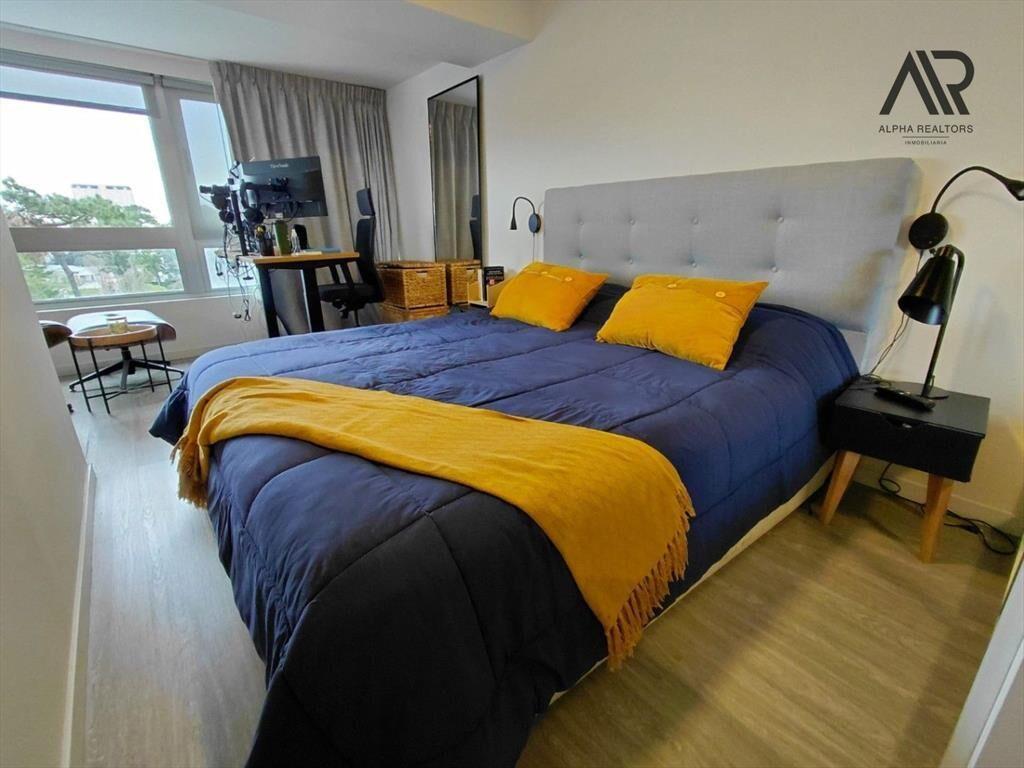 Apartamento en venta c/ cochera en Roosevelt