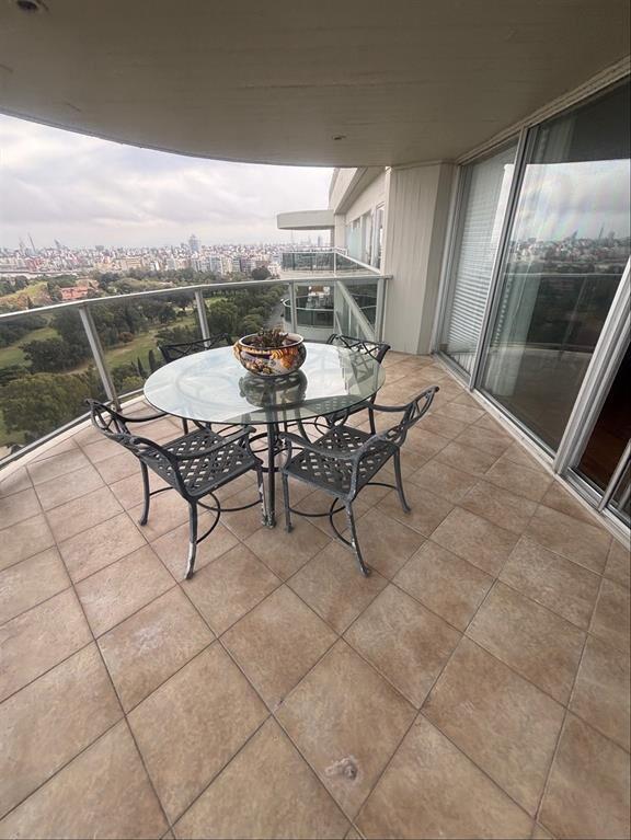 Venta Apartamento Punta Carretas Golf 3 Dormitorios 5 Baños