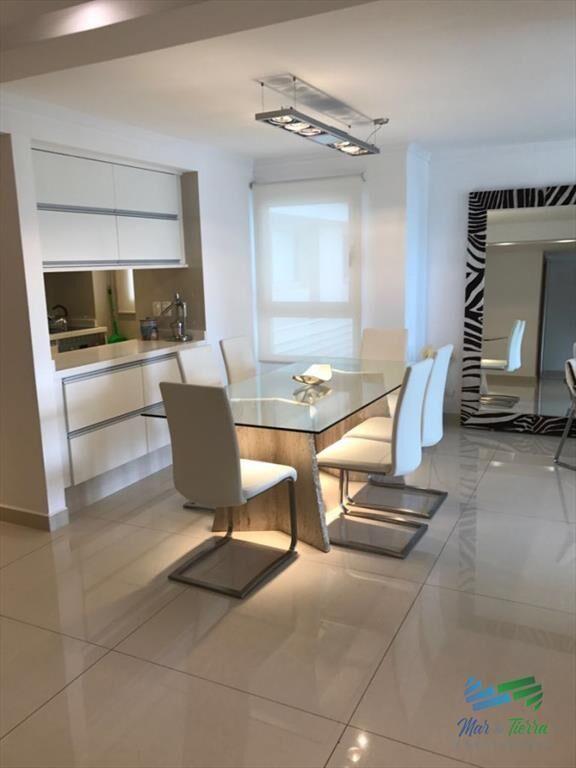 En venta.. piso alto , torre de categoría con y