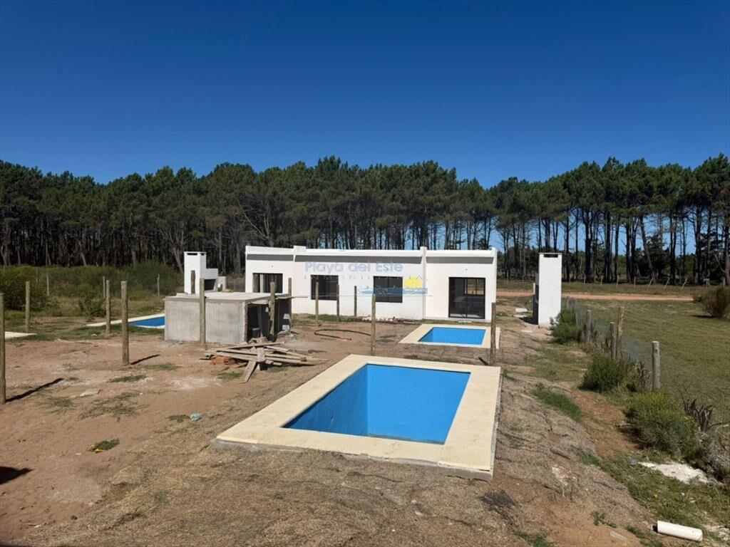 Casa PH en Venta de 2 dormitorios en Punta Negra