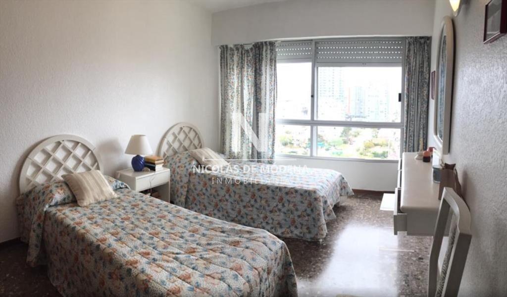 hermoso departamento en torre Malecón ,