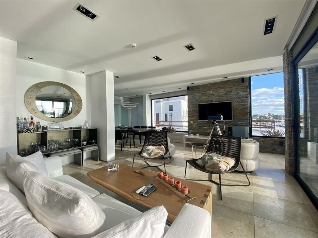 Apartamento frente al Puerto