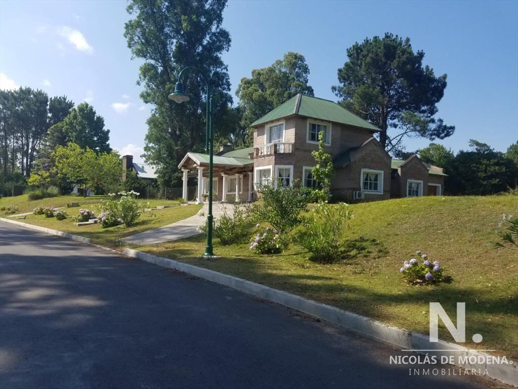 Casa en Barrio Privado