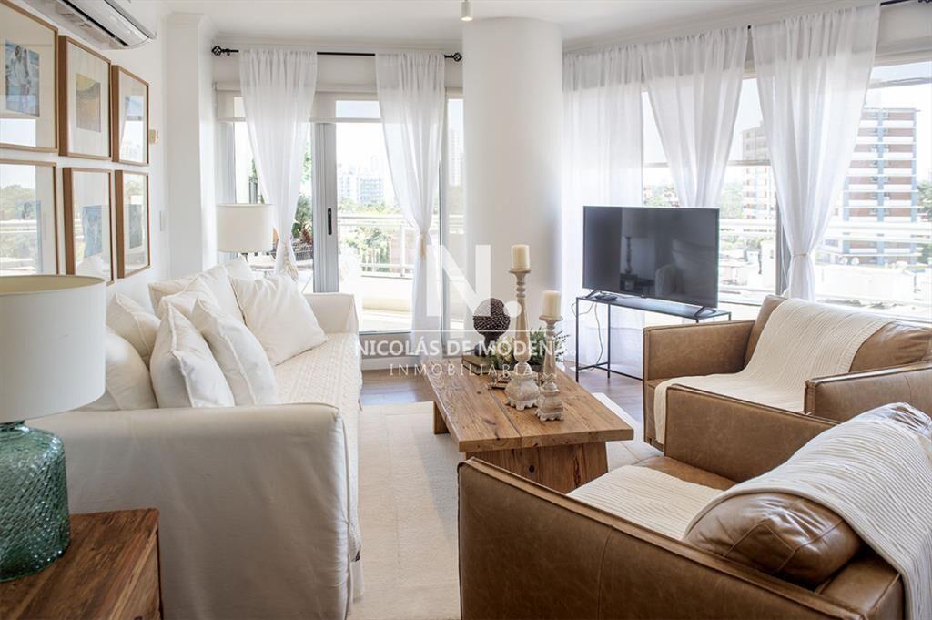 Alquila apartamento en Brava, Punta del Este de 3 dormitori