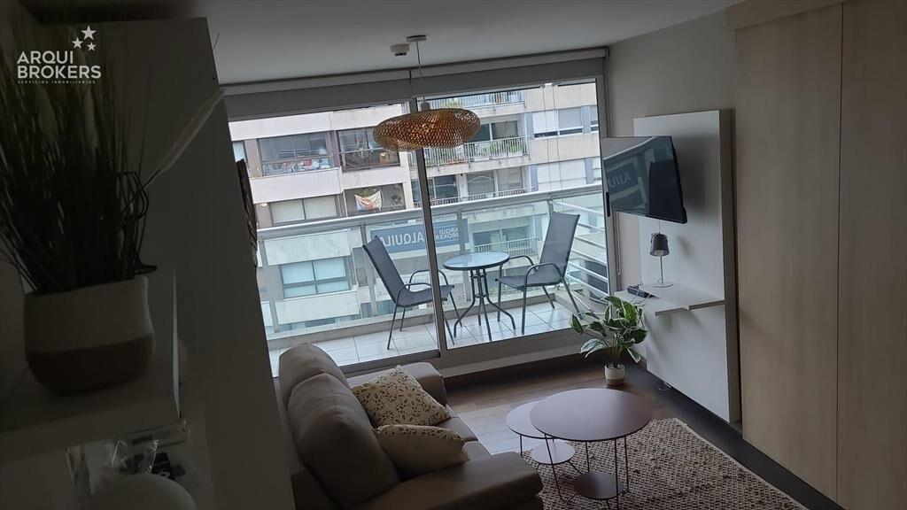 Apartamento monoambiente en alquiler en Punta Carretas