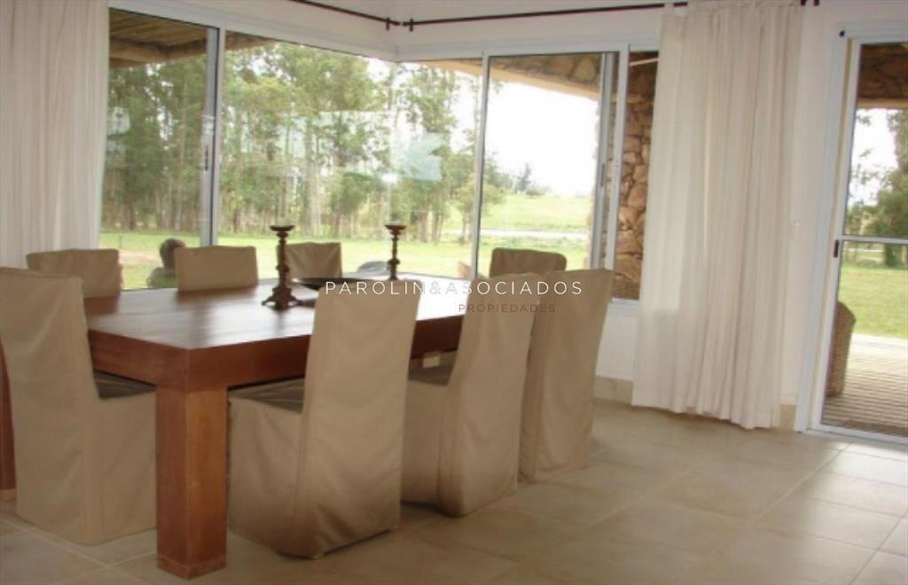 Casa en venta en barrio privado El Quijote, Punta del Este.