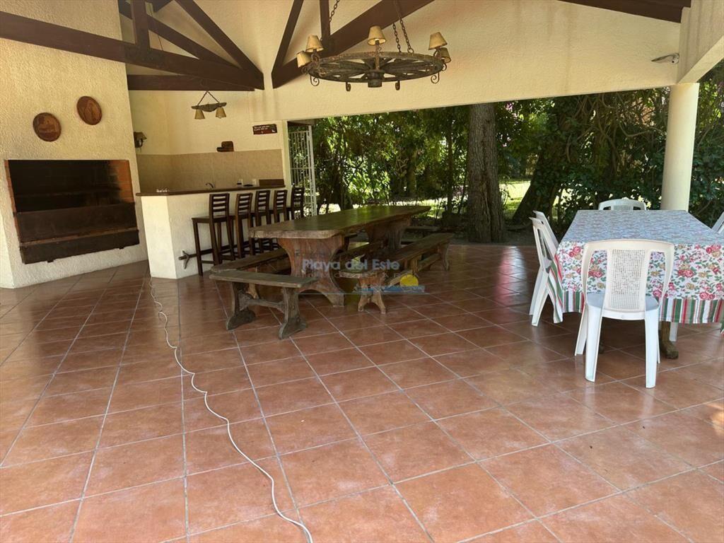 Casa en Alquiler en Punta del este de 6 , San ,