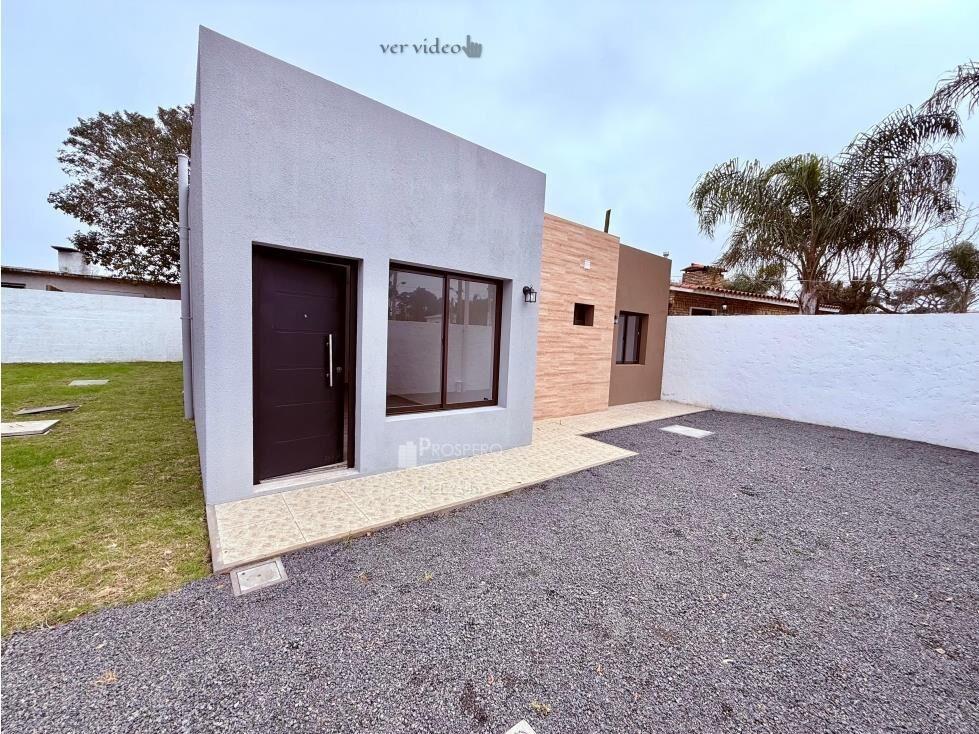 2349/1 casa ph 3 dorm Lomas de solymar cochera patio parrill