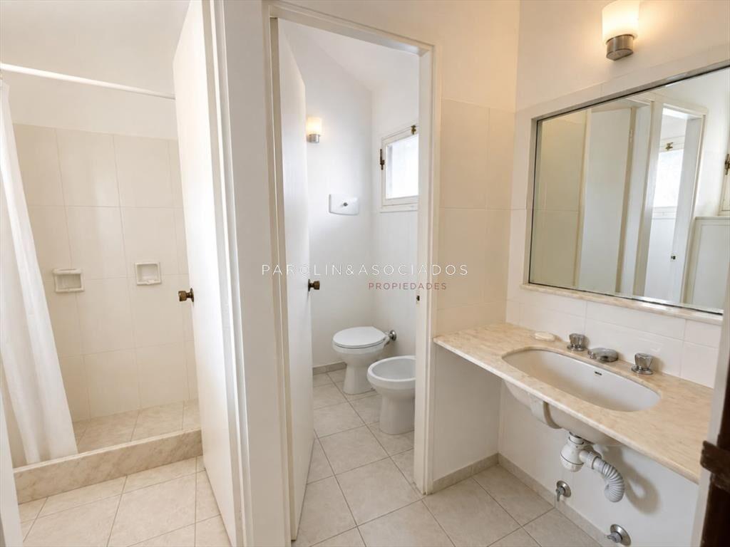 Casa en Venta de 3 Dormitorios en Playa Mansa,