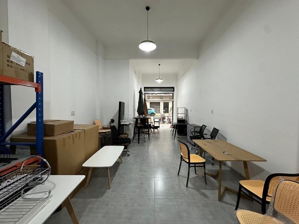 Venta local comercial centro, showroom con deposito