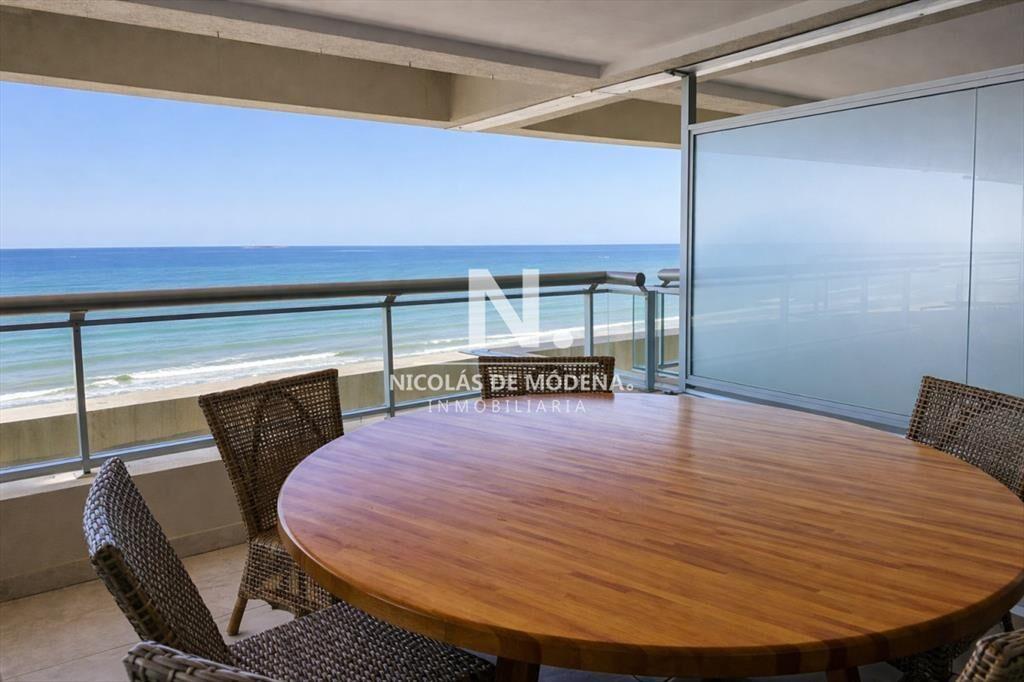 Venta de Apartamento 3 dormitorios en Playa Brava, Punta de