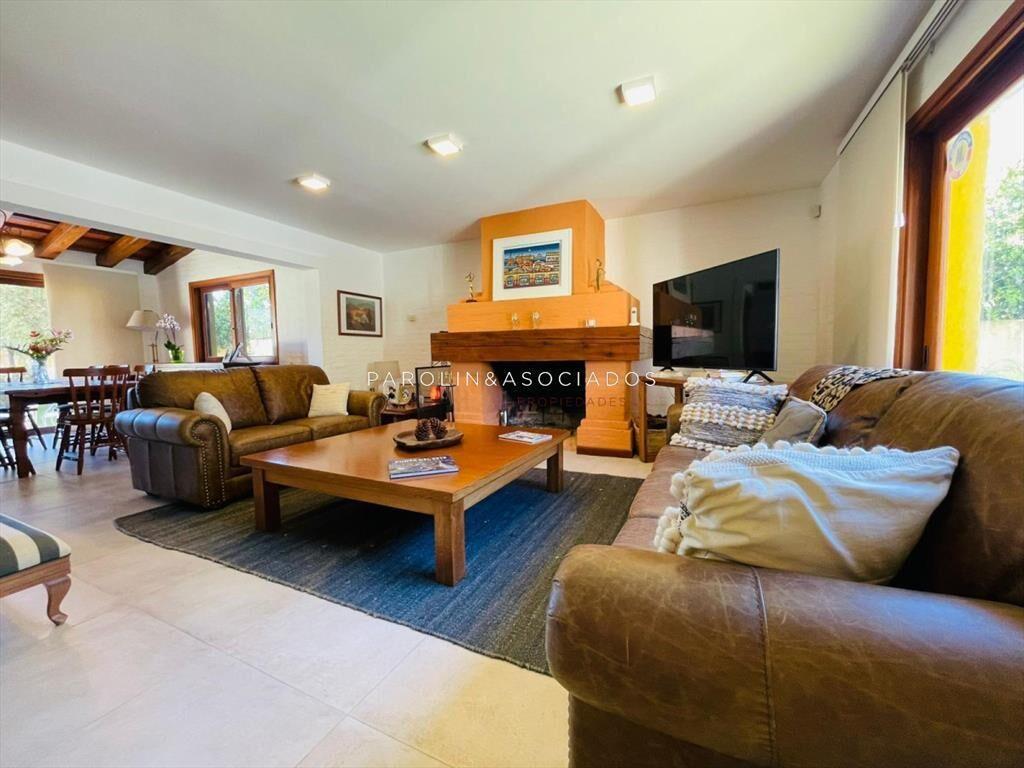 Casa en venta de 4 dormitorios en Beverly Hills, Punta del